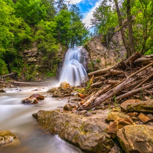 Cascada Bucias 