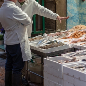 fish market