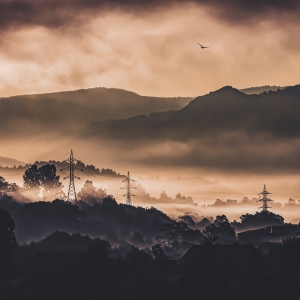 Când bruma strânge timpu-n loc
